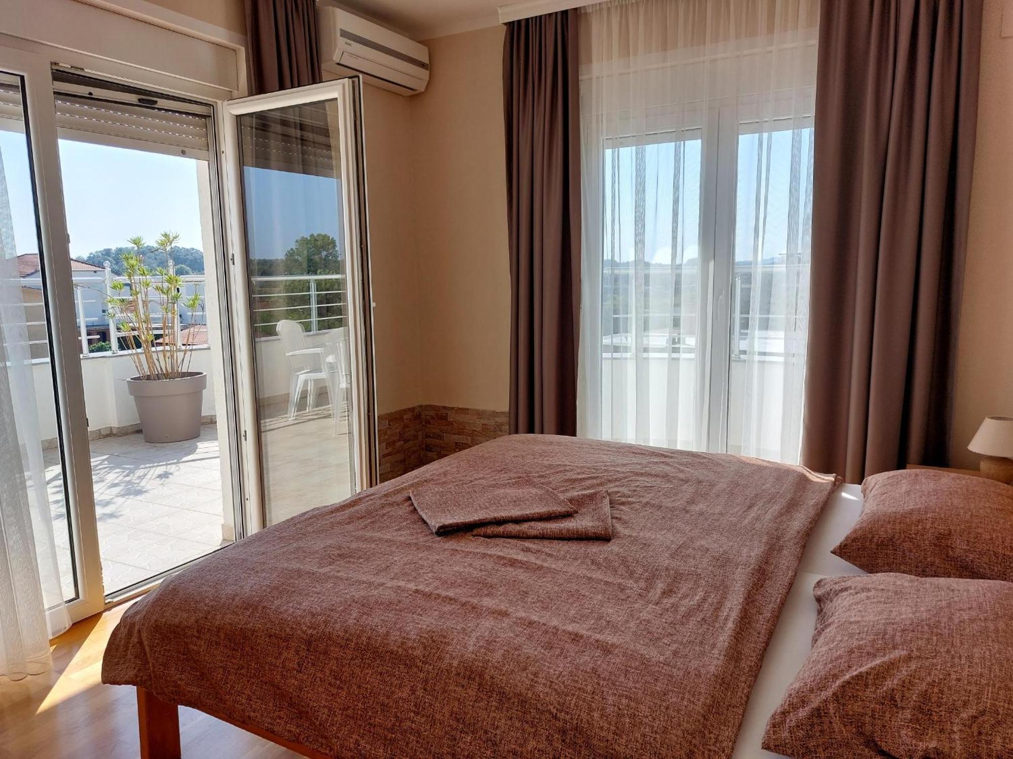 "House Muenster" Bed&Breakfast - Ulcinj Donji Stoj Camera foto