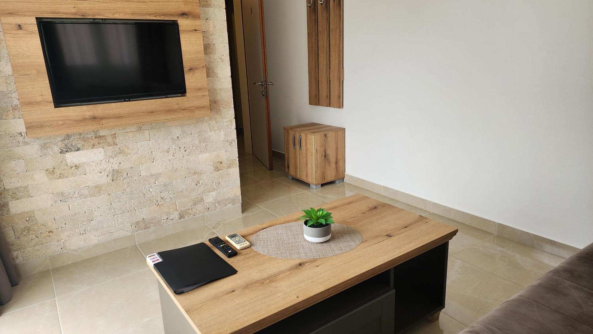 "House Muenster" Bed&Breakfast - Ulcinj Donji Stoj Camera foto